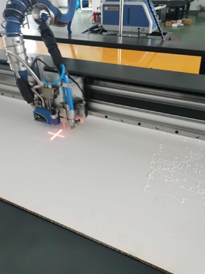 5L Output Capacity XY Glue Plotter Lightweight Glue Gun 2 - 3Kg/H