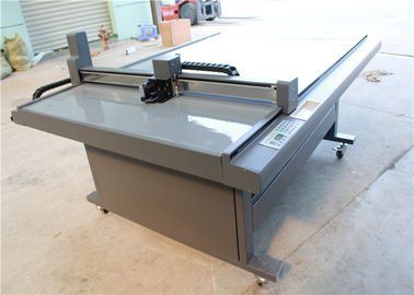 CNC Salınan Bıçak Kumaş Kesme Makinesi, Kumaş Örnek Kesici 1000 Mm / S